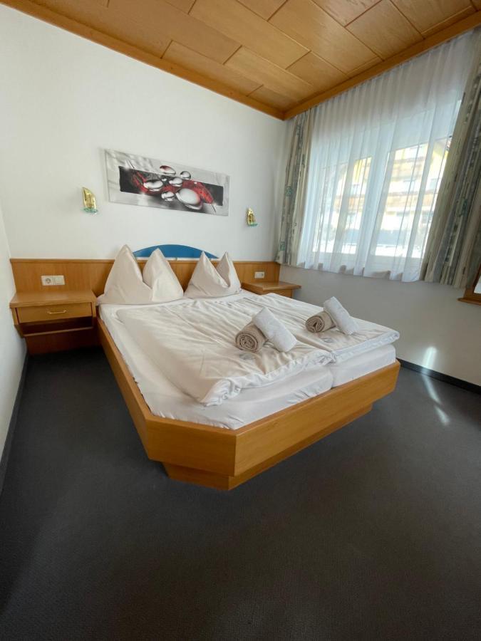 Hotel Die Metzgerstubn Sankt Michael im Lungau Bagian luar foto