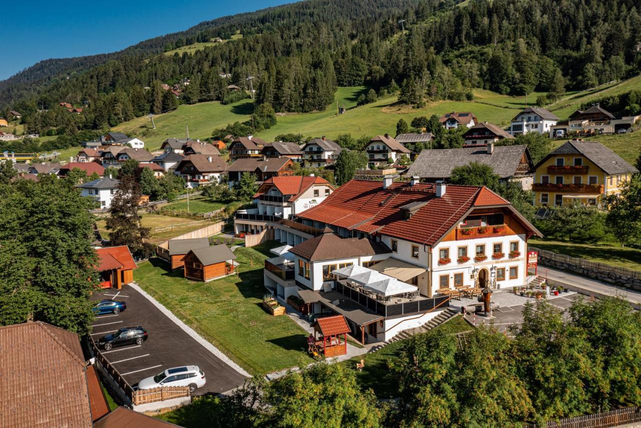 Hotel Die Metzgerstubn Sankt Michael im Lungau Bagian luar foto