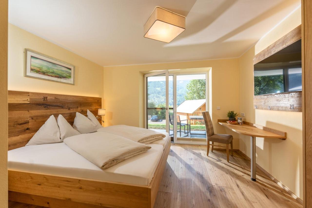 Hotel Die Metzgerstubn Sankt Michael im Lungau Bagian luar foto